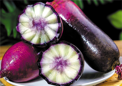 冰激凌水果萝卜